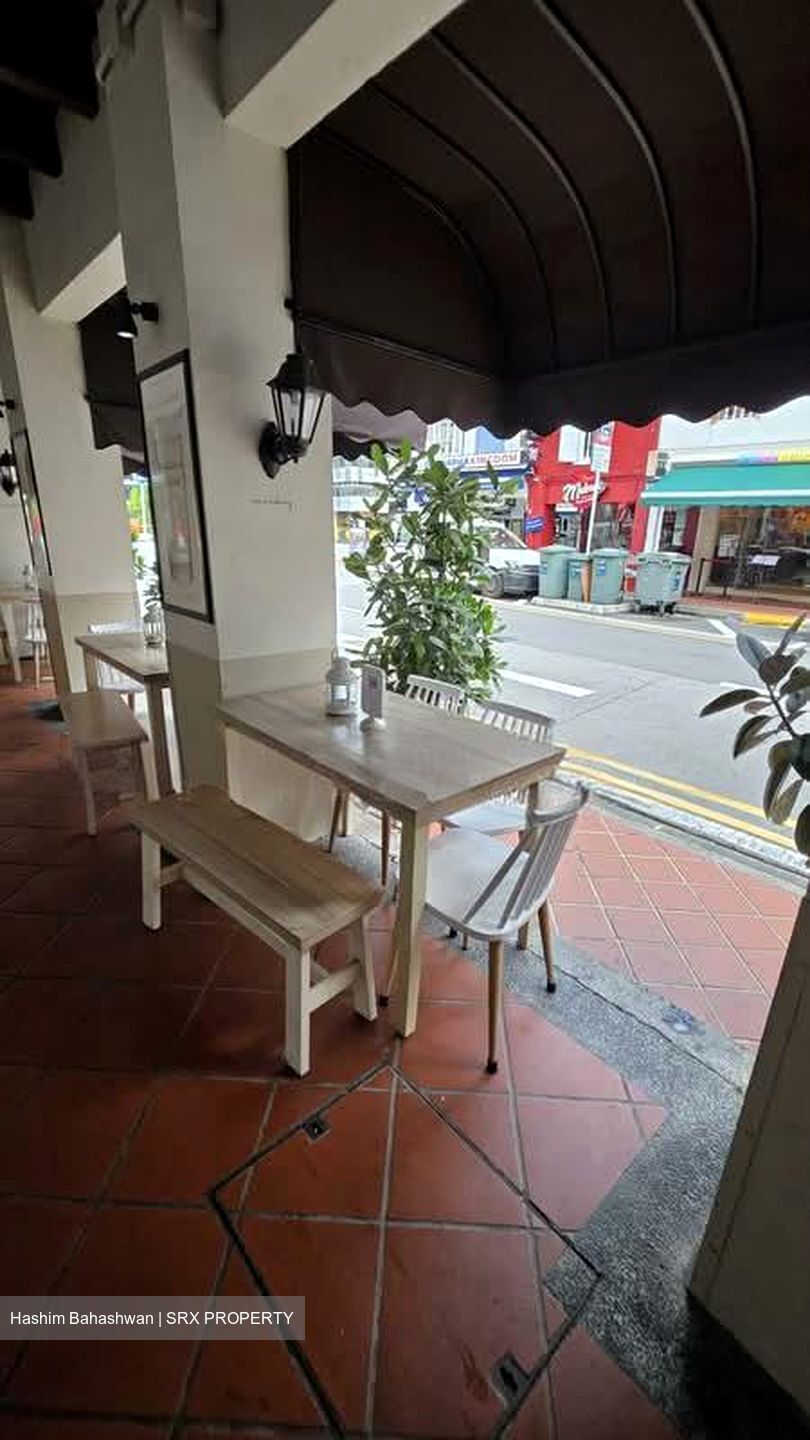 Jalan Sultan (D7), Retail #588574911